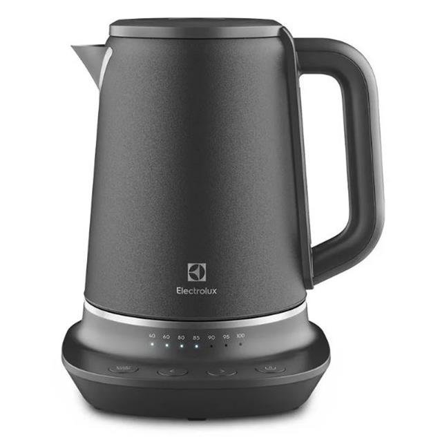 Pava Eléctrica Electrolux 1.7 Lts Digital Inox (EKP70)